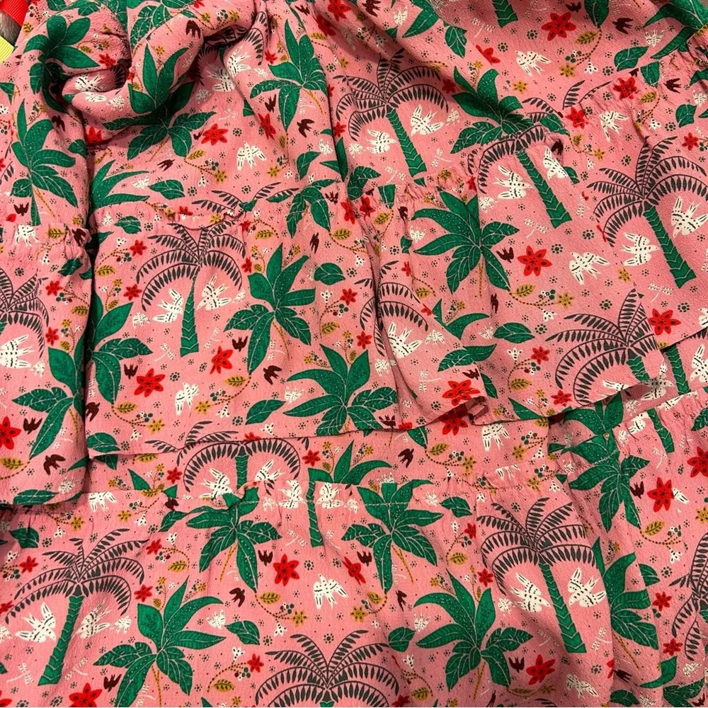 Multi Tiered Crepe Skirt - Posy
Pink, Oriental Palm - Picture 9 of 10